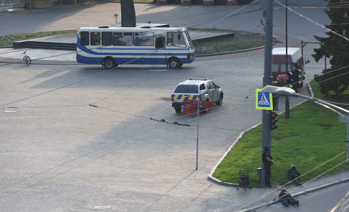 Ukraina: zakładnicy uwolnieni, bo prezydent spełnił jedno z żądań i polecił film do obejrzenia