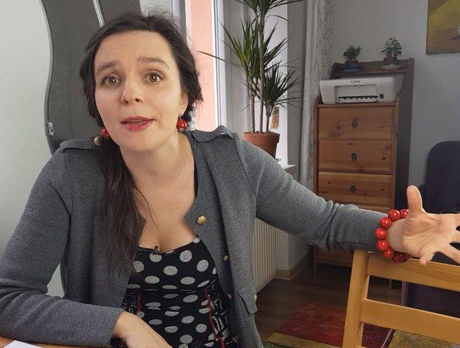 Jachira: całowanie po rękach to naruszenie mojej strefy intymnej