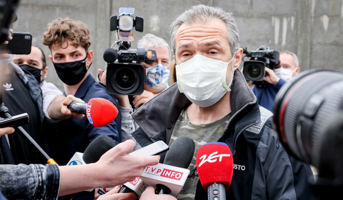 Sławomir Nowak oskarżony o 17 przestępstw: przyjęcie 6 mln zł łapówek, "wypranie" 8 mln zł pochodzących z przestępstw