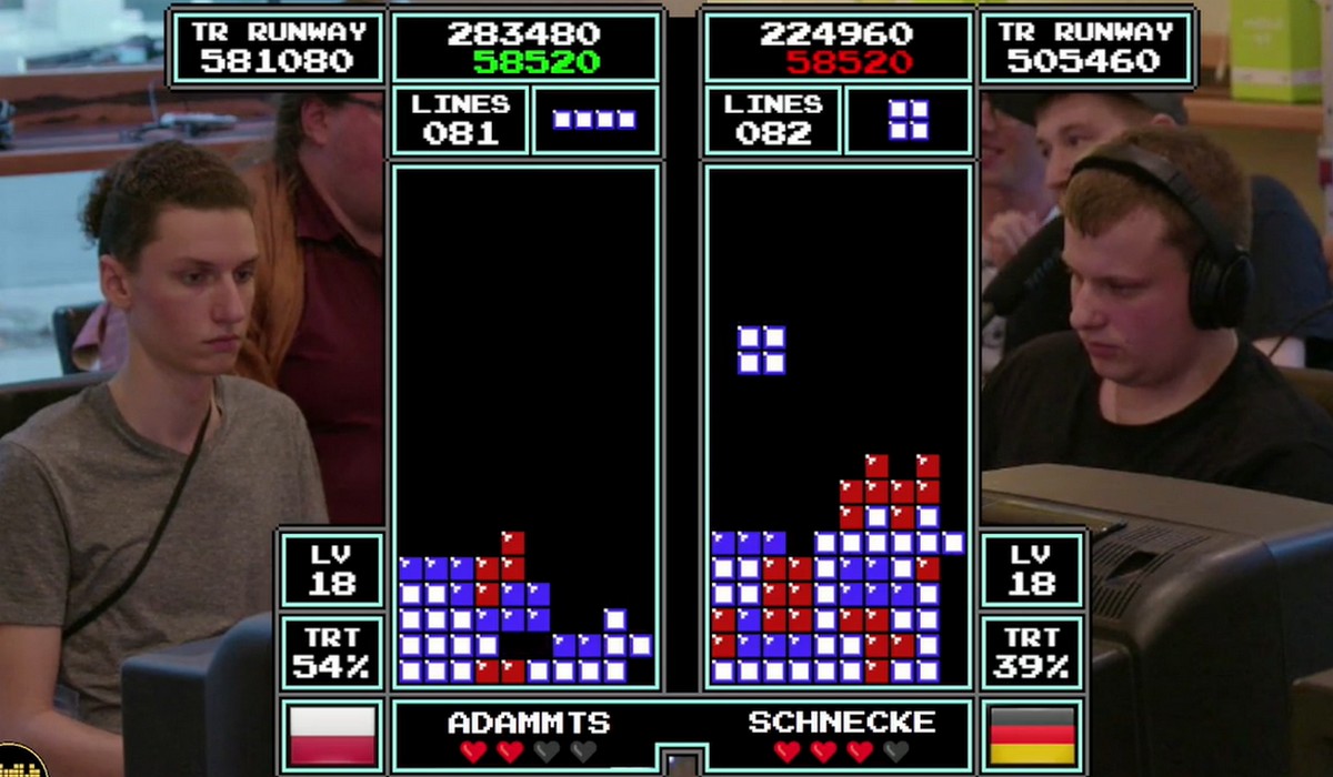 Mieszkaniec Bytomia pojechał na mistrzostwa w Tetrisa i tak pozamiatał, że został mistrzem świata