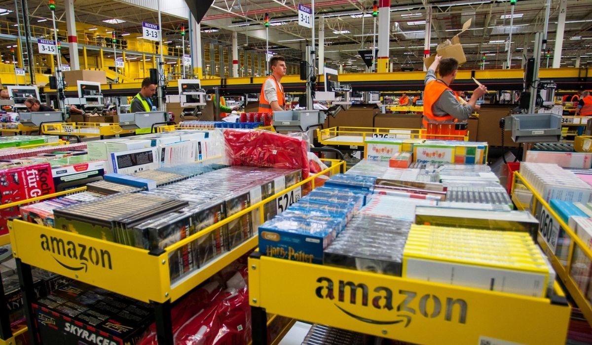 Państwowa Inspekcja Pracy była uprzejma nie uznać śmierci pracownika Amazona jako wypadku przy pracy