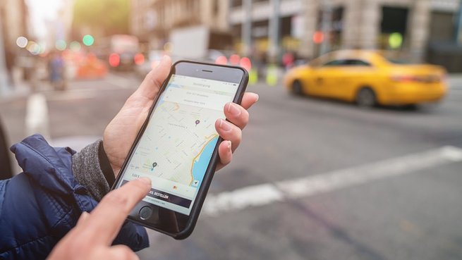 Uber rozszerza działalność o oferty pracy dla kierowców w ogóle, nie tylko u siebie