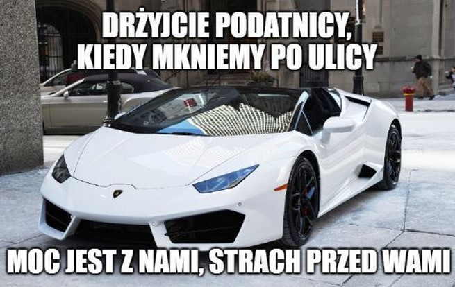 KAS ogłosiła przetarg na superszybkie samochody. Muszą mieć także minimum 10 głośników do słuchania muzyki 