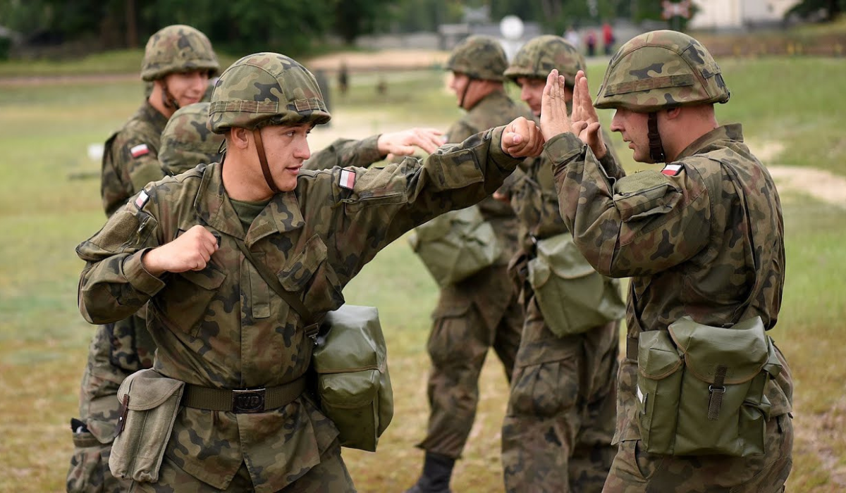Wojskowe Centrum Rekrutacji prostuje fejki krążące w internecie o mobilizacji i wyjaśnia, że to nie jest byle łapanka