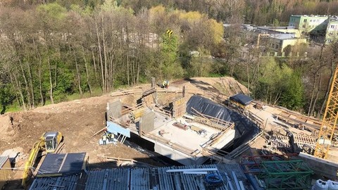 Kraków: deweloper zrobił budowę-niespodziankę, a miał być park