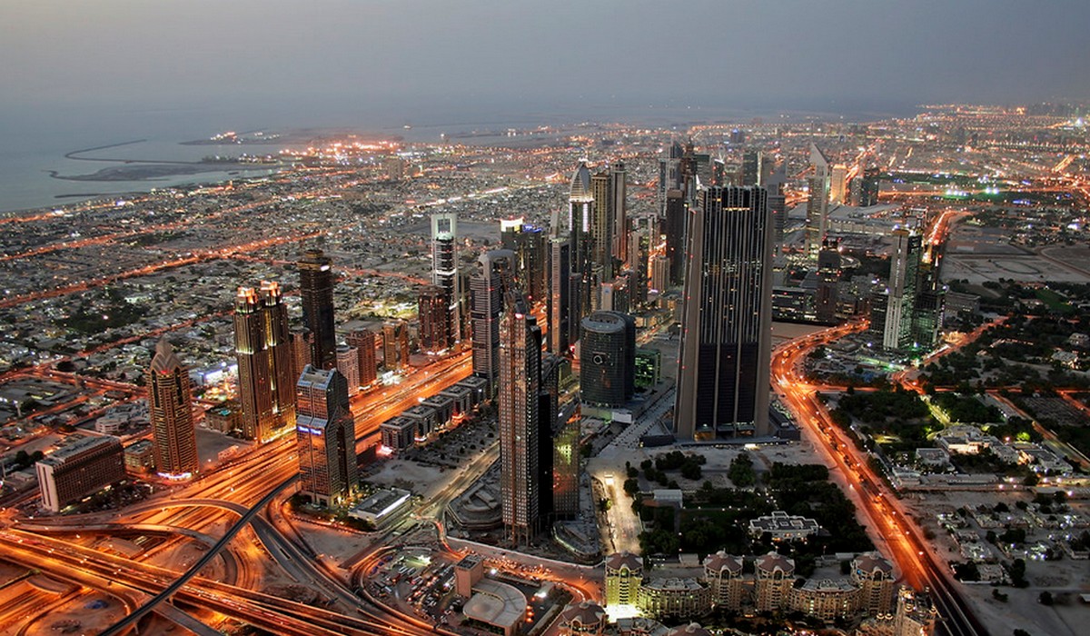 Zjednoczone Emiraty Arabskie wprowadzają czteroipółdniowy tydzień pracy w sektorze publicznym i przesuwają weekend