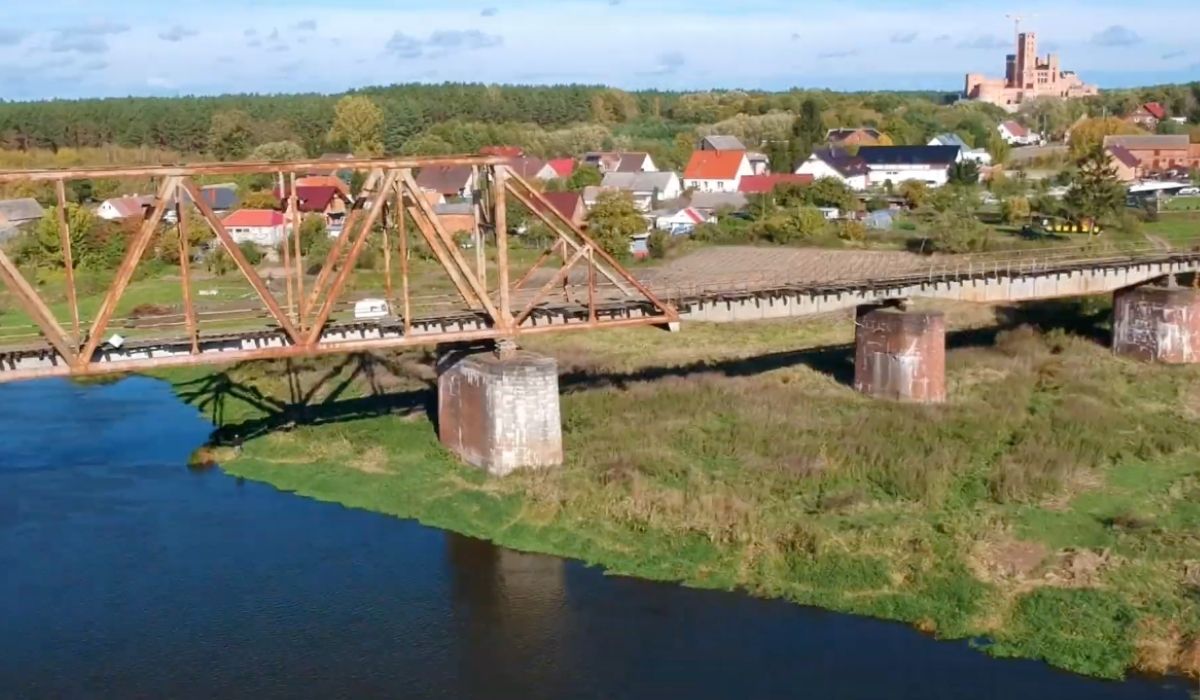 PKP proponuje filmowcom z Hollywood, czy nie chcieliby wysadzić innego zabytkowego mostu