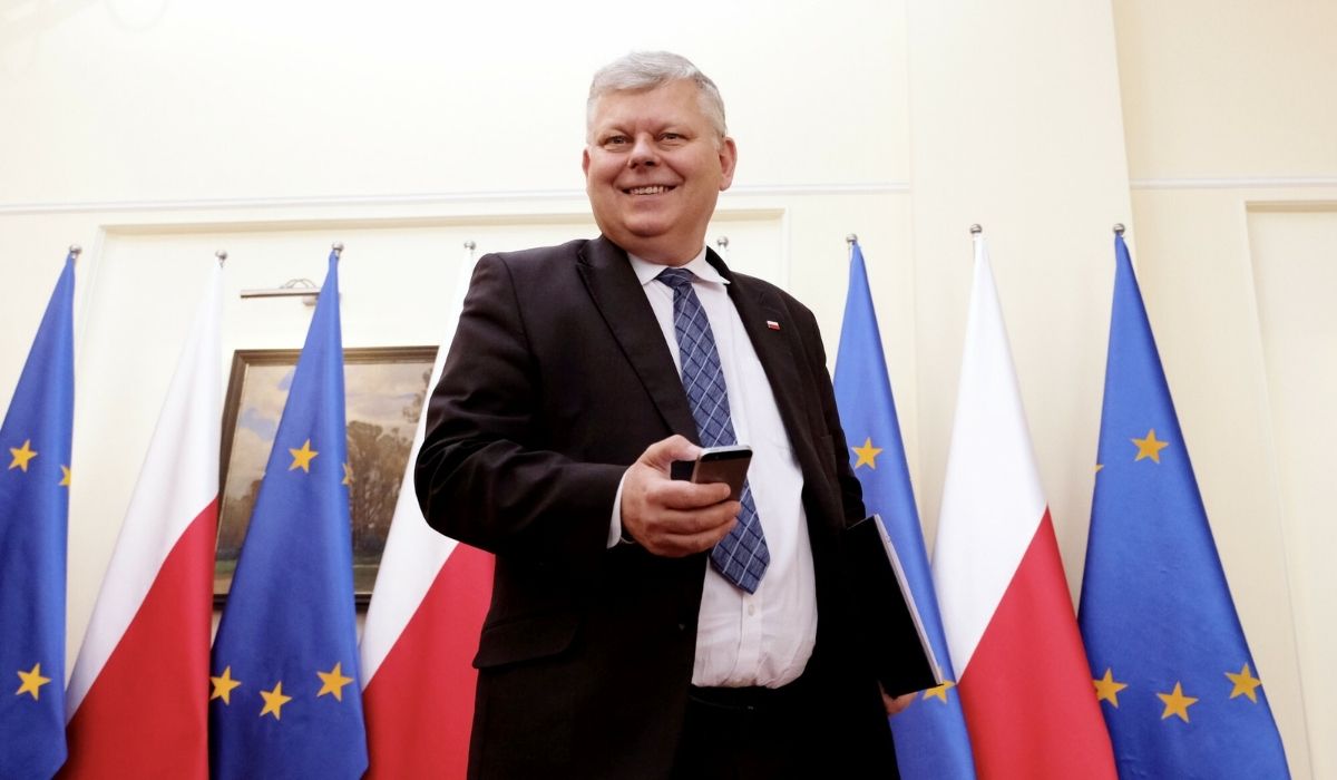 Markowi Suskiemu wymsknęło się przy włączonym mikrofonie jechanie posła Poncyliusza, że jest mendą