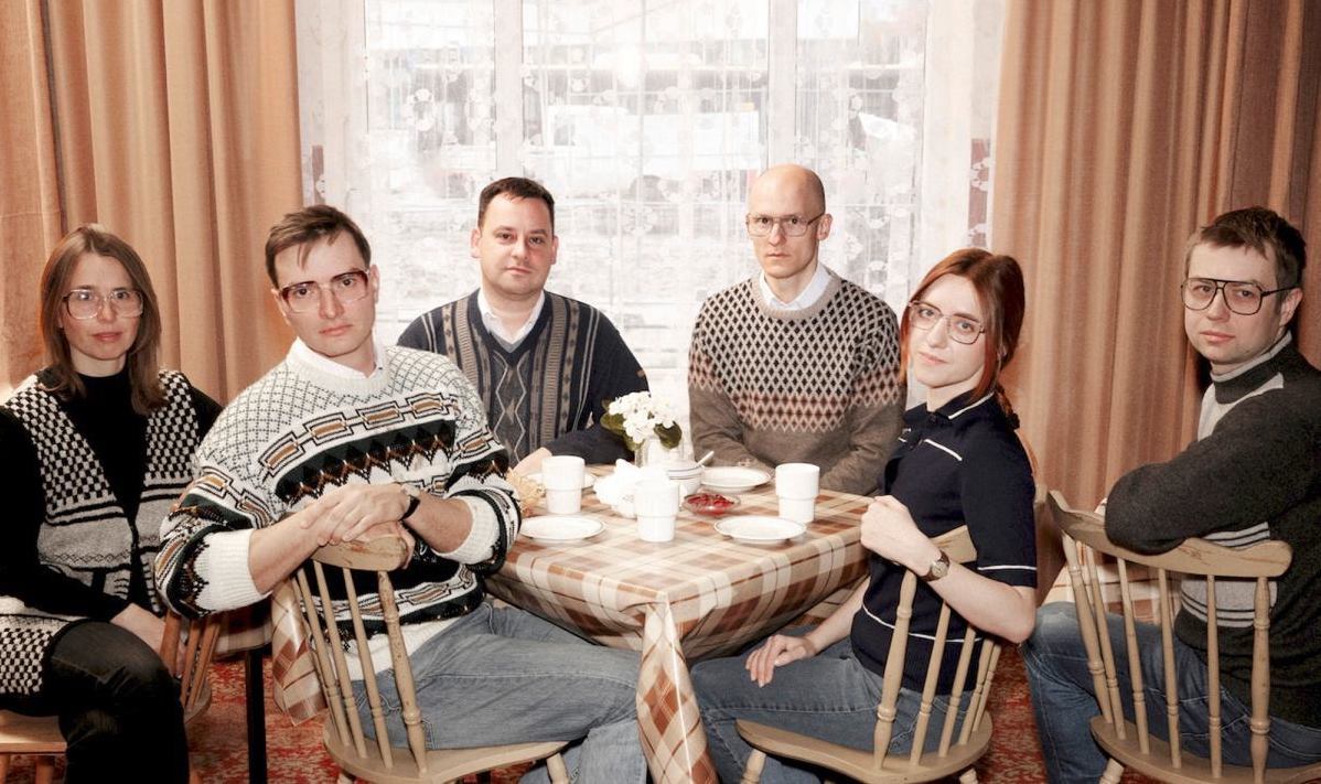 Powołano zespół ds. rozwoju AI w Polsce i przy okazji odwzorowano kultowe zdjęcie