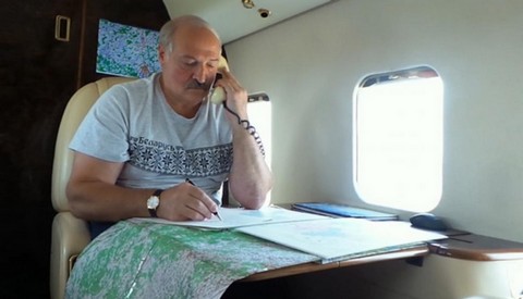 Łukaszenka sprzedaje samolot. Cena wywoławcza to 7,6 mln złotych