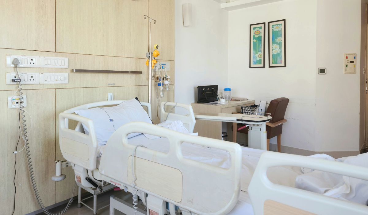 Zabrakło pieniędzy na leczenie chorych, więc są odsyłani do domu nawet z nowotworami