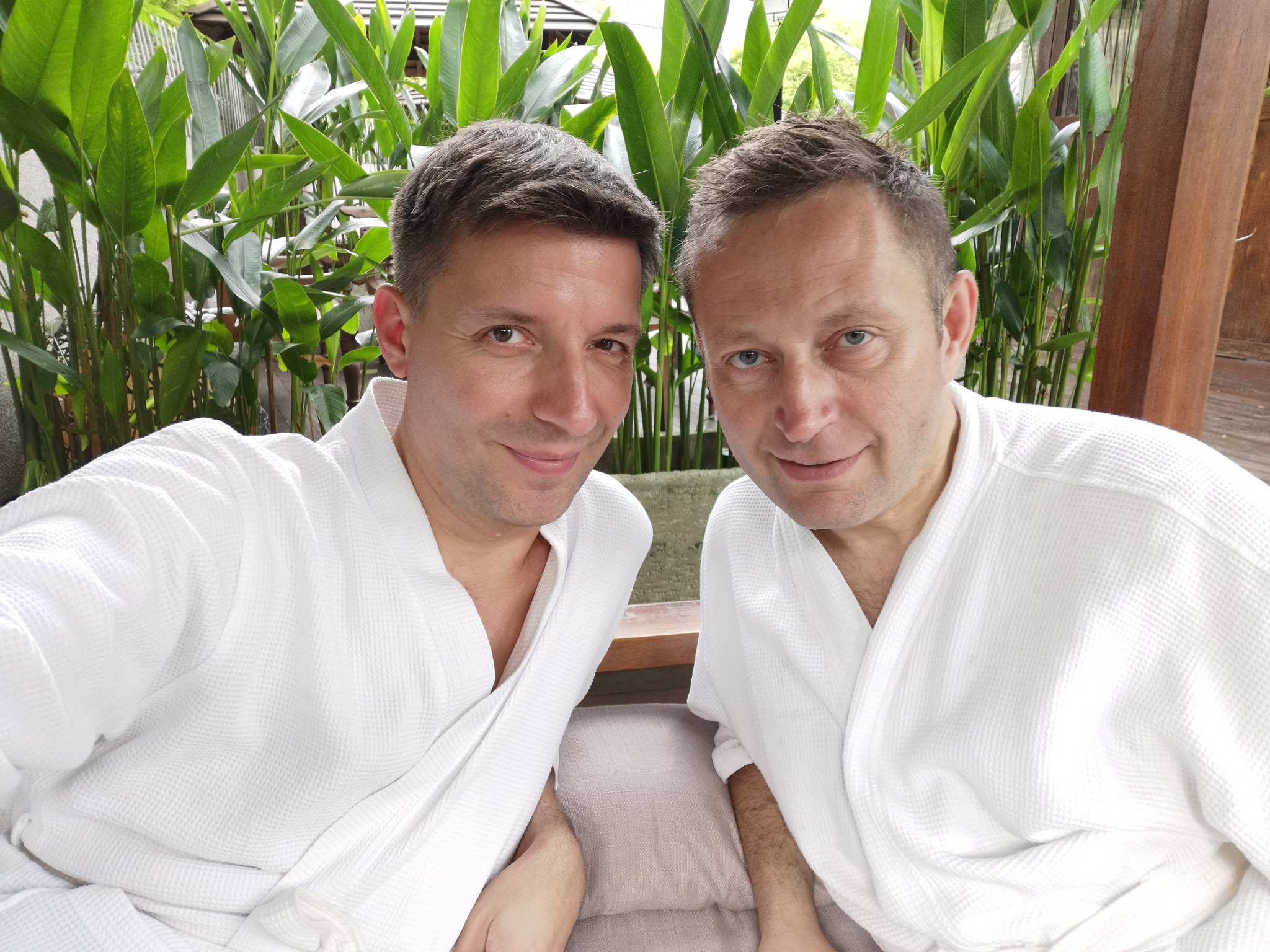 Prokuratura w sprawie hejtu na Rabieja i Cessanisa: groźby zabicia to takie tam gadanie w internecie