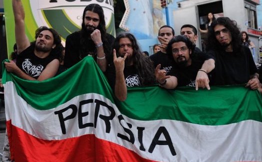 Iran: kolejny zespół metalowy serio poszedł siedzieć do więzienia za granie "muzyki szatana"