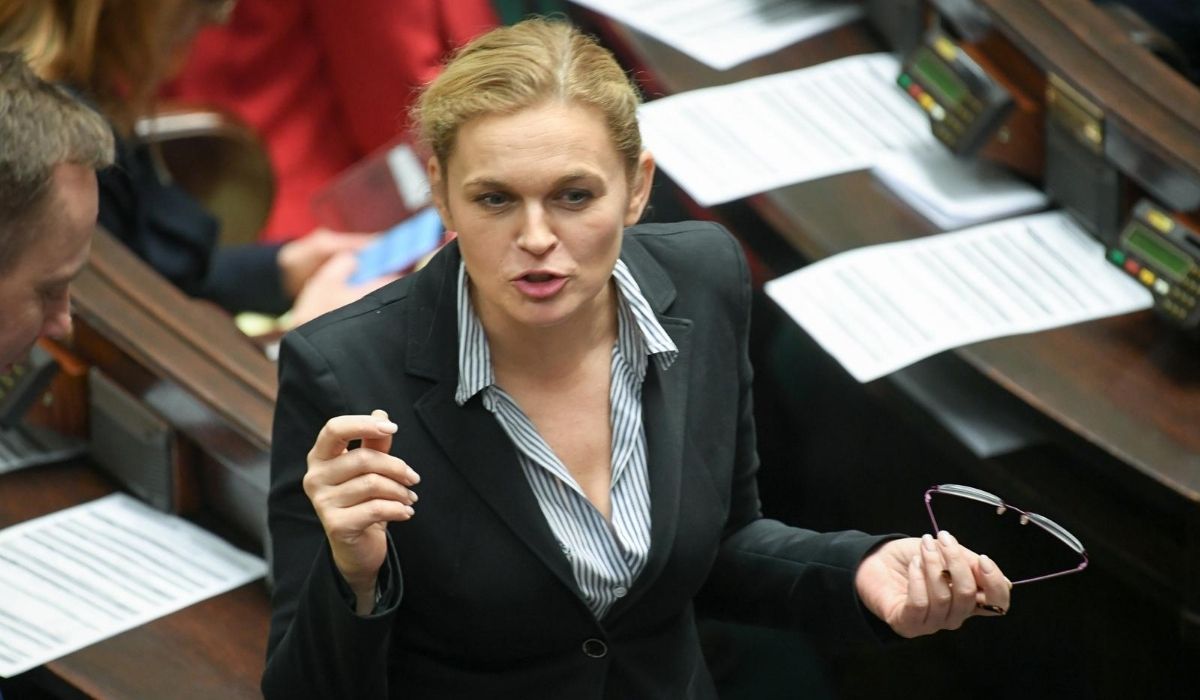 Barbara Nowacka tłumaczy, że podwyżki są potrzebne, żeby politycy nie byli łatwi do skorumpowania