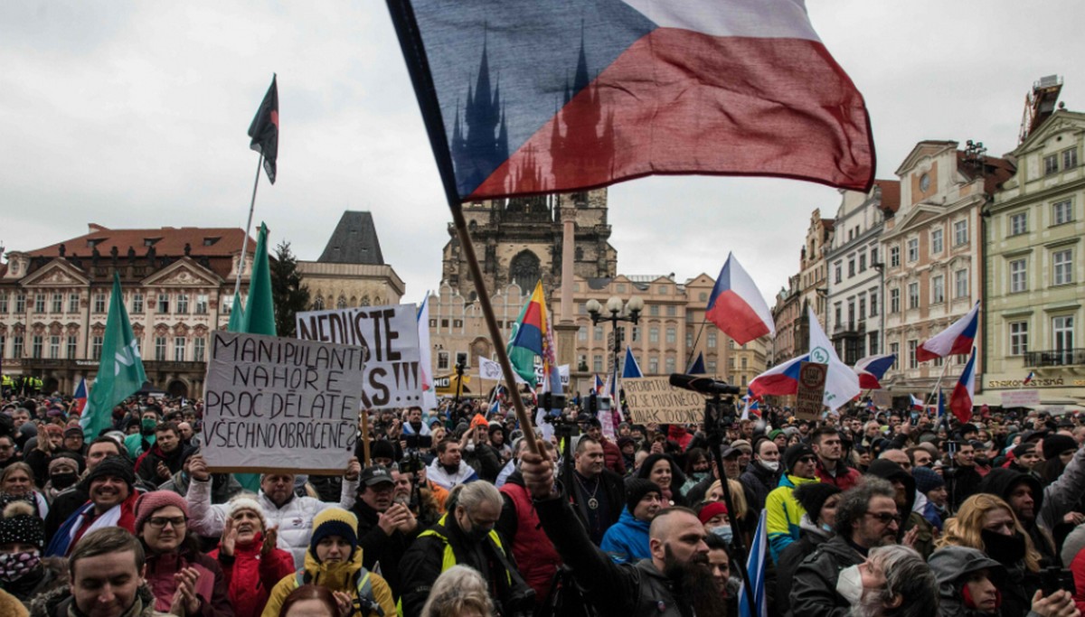 Czechy: kolejne demonstracje przeciwko restrykcjom covidowym