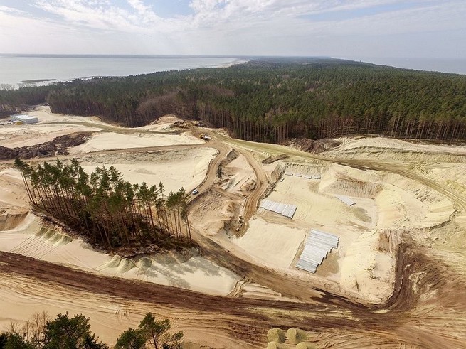 Ekolodzy złożyli skargę do KE na przekop Mierzei Wiślanej. "Przeznaczmy te pieniądze na walkę z suszą"