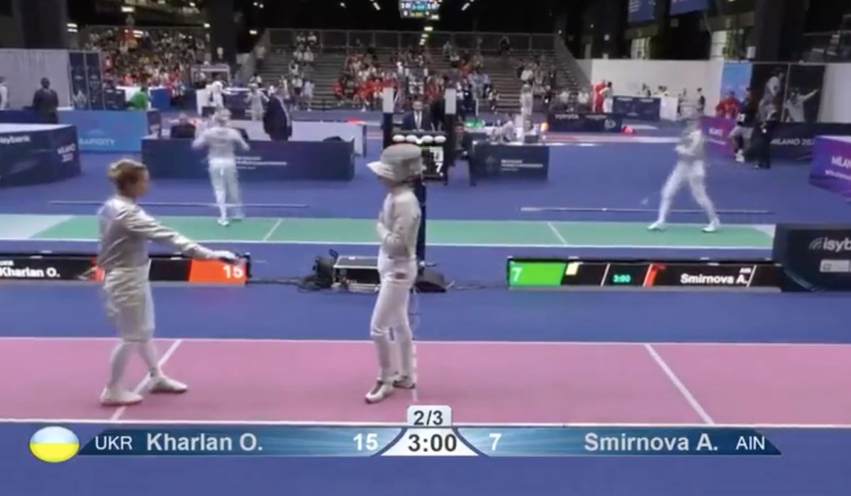 Ukraińska szablistka pokonała Rosjankę, została zdyskwalifikowana za brak podania ręki