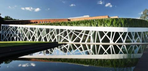 Szefowie Ministerstwa Zdrowia spędzili weekend w luksusowym hotelu firmy farmaceutycznej