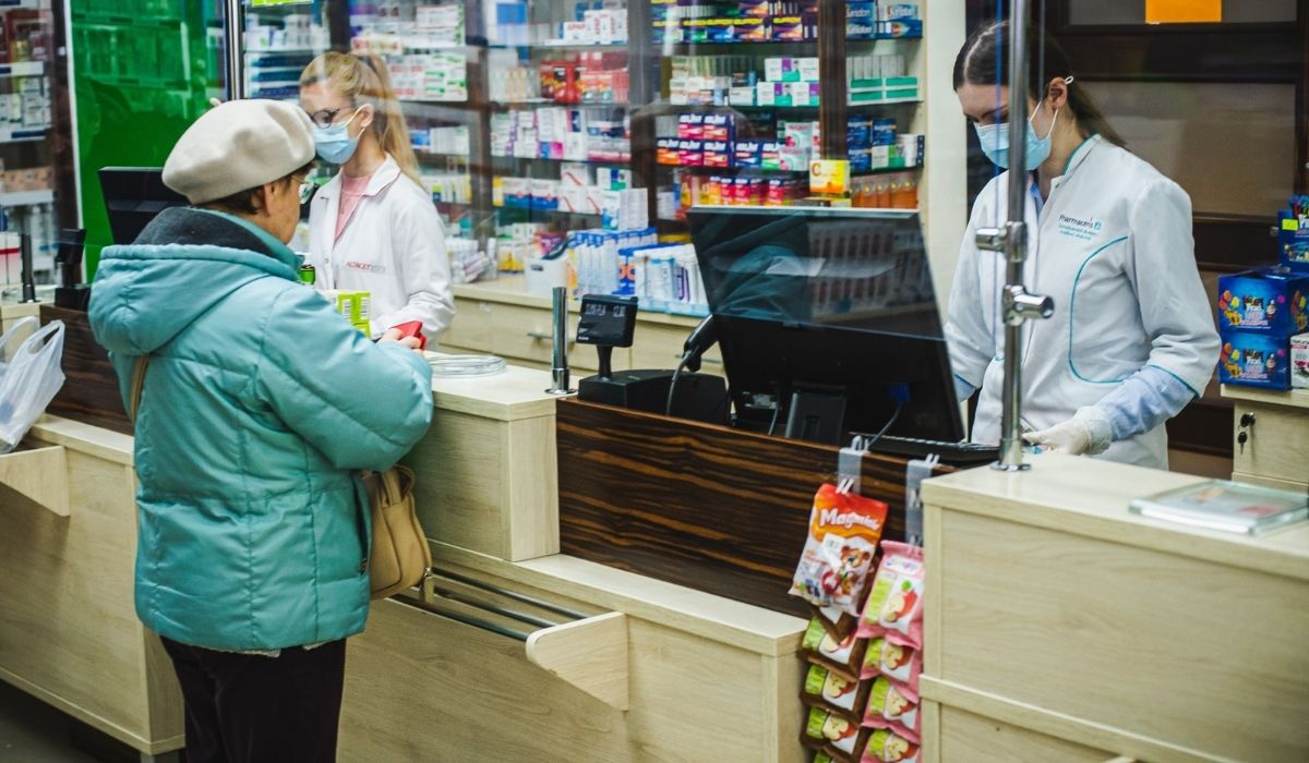 Od 27 stycznia w każdej aptece będzie można zgarnąć darmowy test na obecność koronawirusa