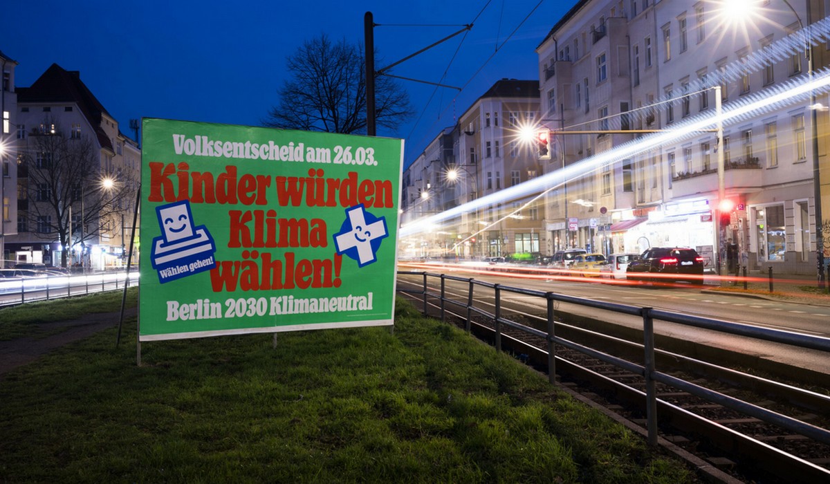 W Berlinie odbyło się referendum, czy przyśpieszyć neutralność klimatyczną: wynik na tak, ale nieważny przez frekwencję