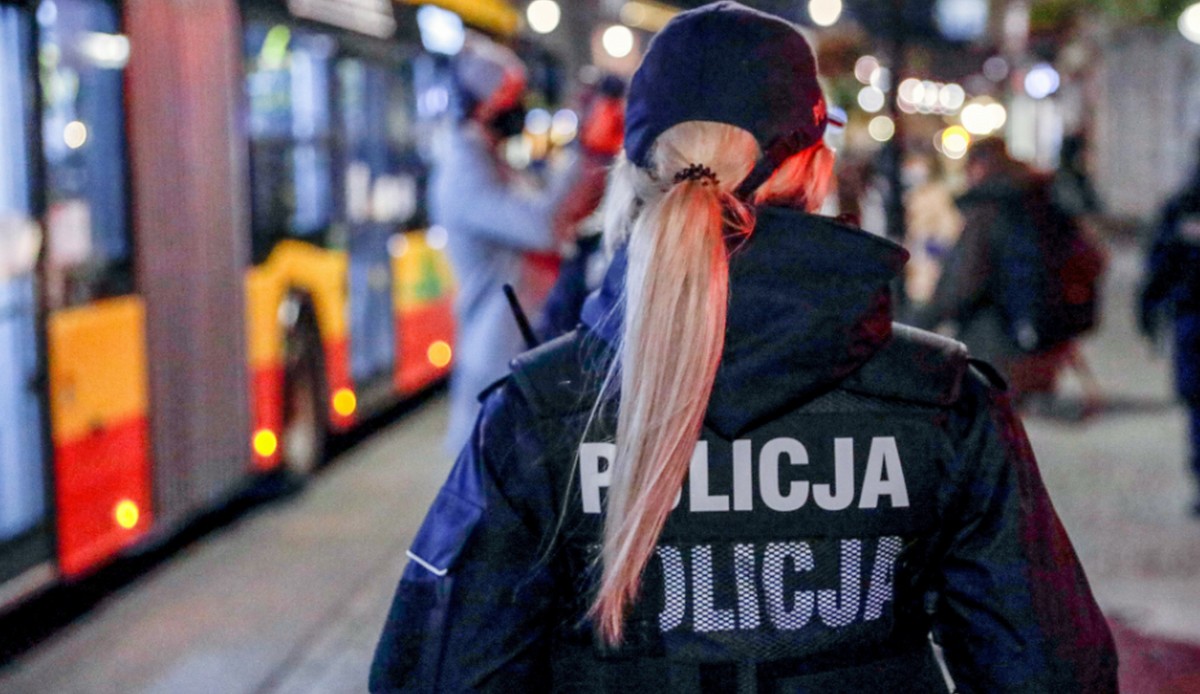 Gorzów Wielkopolski: do służby w policji przyjęto kobietę skazaną za przemyt 100 kg narkotyków