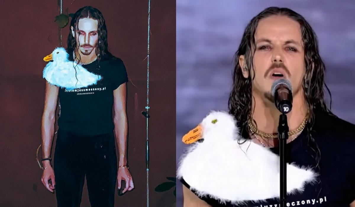 Michał Szpak podłapał modę na bluzę z ptactwem, lecz miast orła przywdział kaczkę