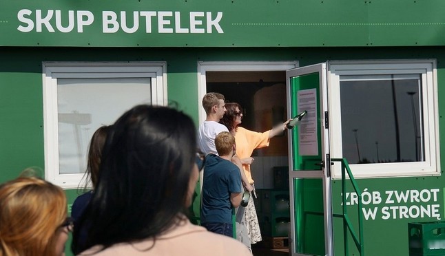 Poznań: skup butelek elegancko działa, przyjął prawie milion butelek w kilka miesięcy