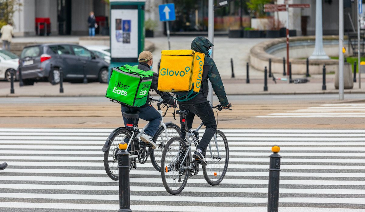 UOKiK sprawdził Glovo i coś tam nie gra z rabatami i zwrotami, zajmie się też Uber Eats