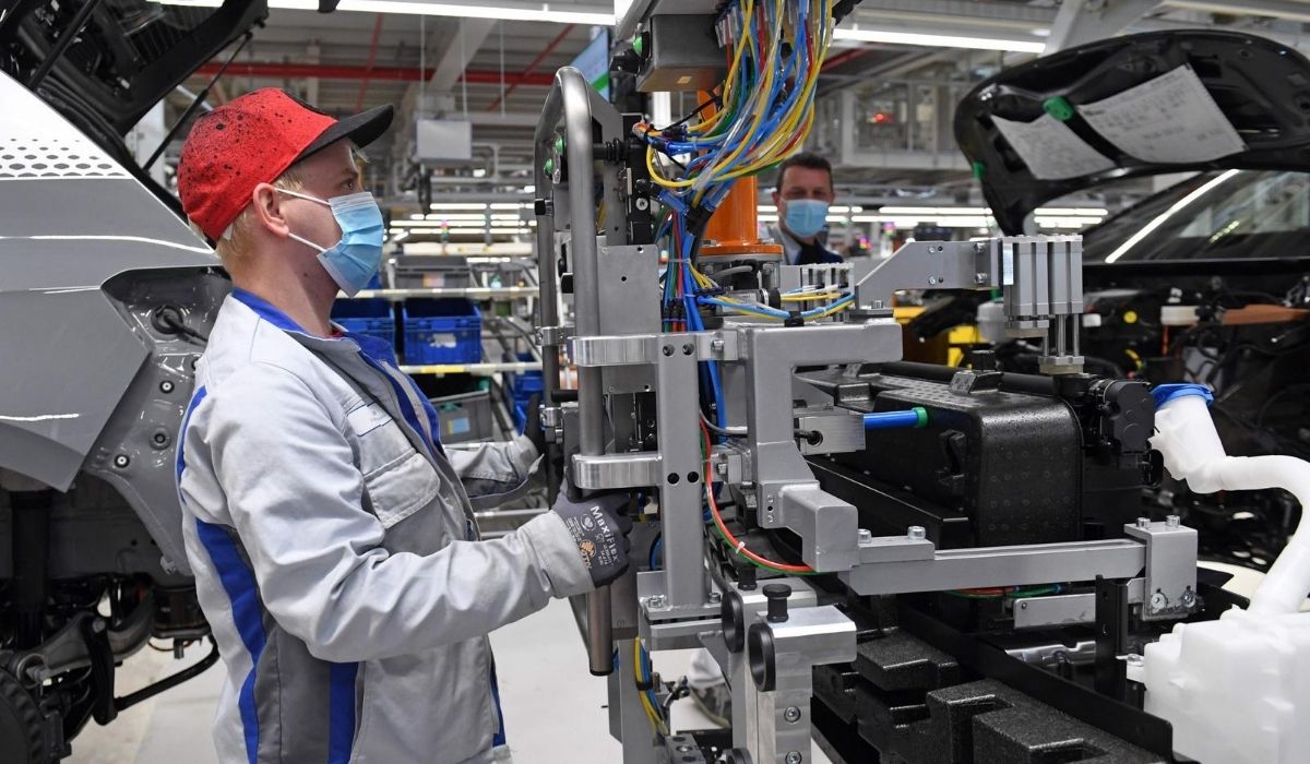 Niemieccy związkowcy proponują wprowadzenie czterodniowego tygodnia pracy, aby uniknąć zwolnień