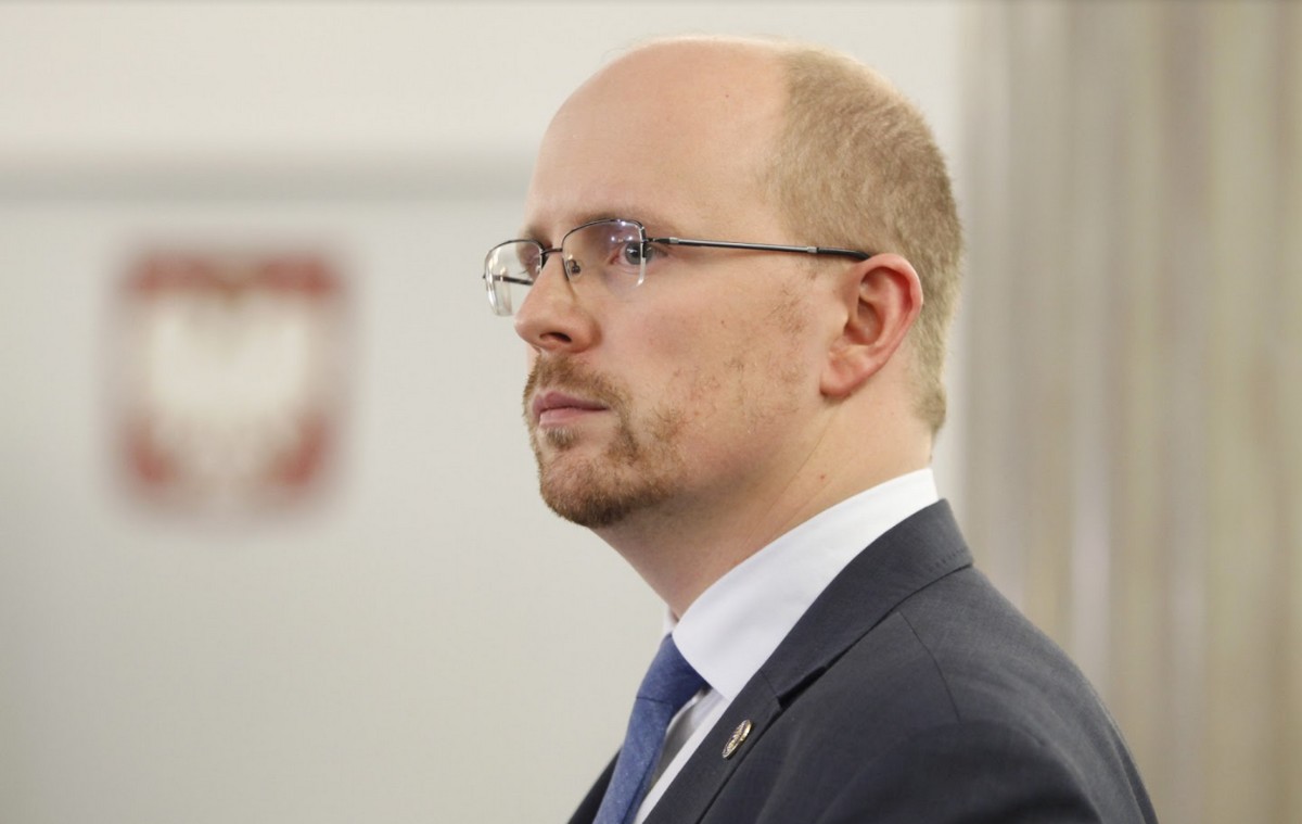 Prezes Ordo Iuris: nie ma obowiązku noszenia maseczek, to raczej apel bez sankcji