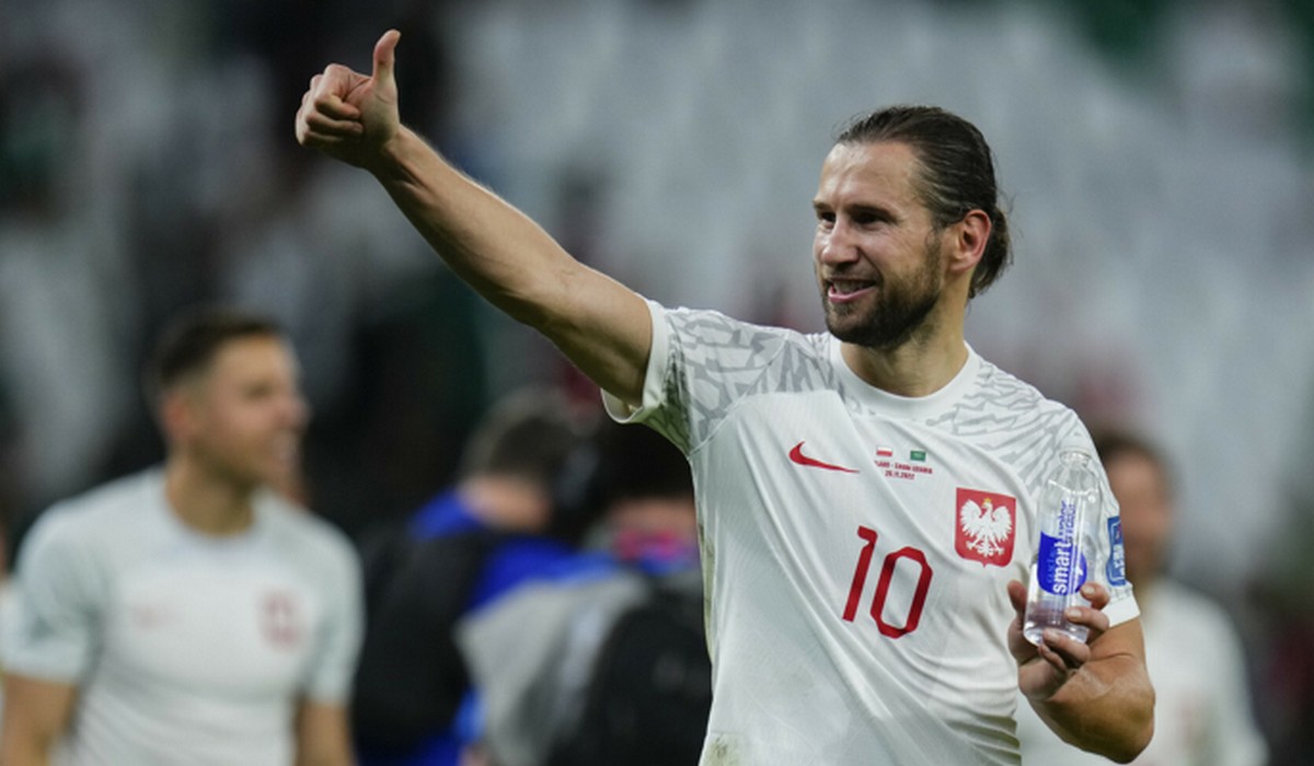 Krychowiak: szkoda, że nie ma tej premii. Kilka milionów poszłoby na szczytny cel, a tak nie pójdzie nic