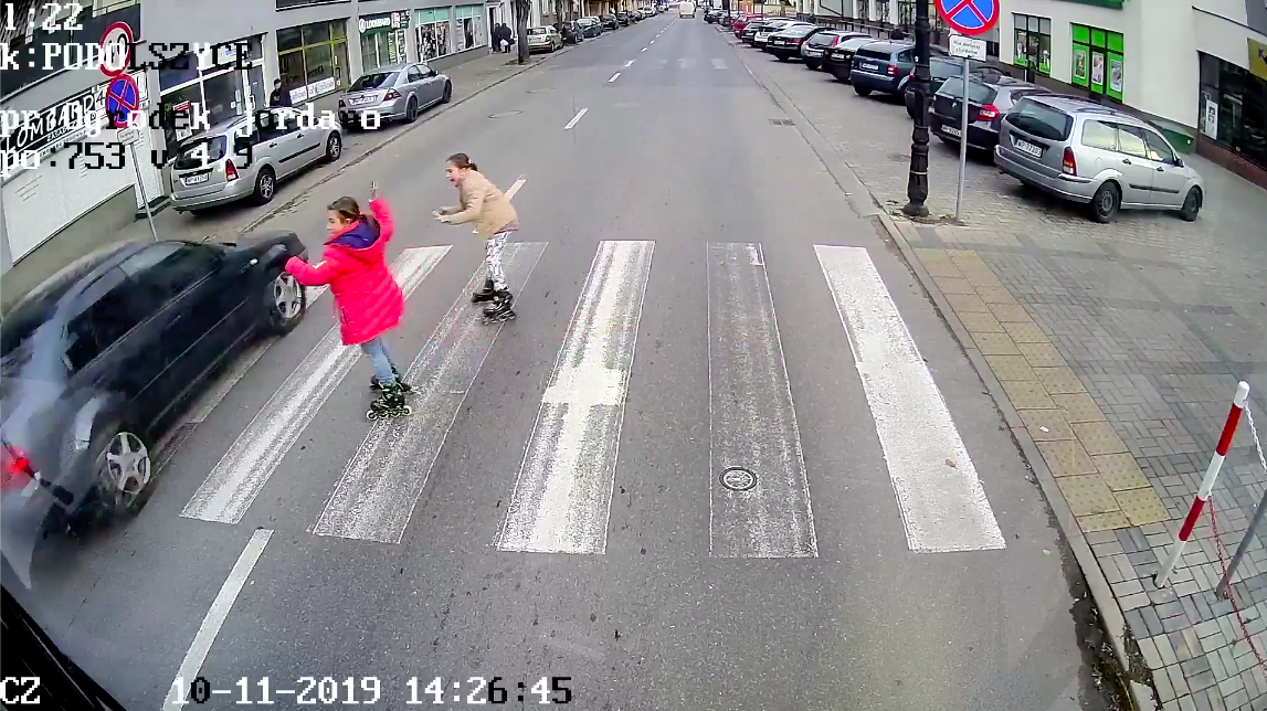 Film dnia: kolejny kierowca, który prawo jazdy znalazł w czipsach