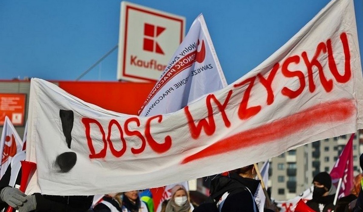 Wrocław: pracownicy Kauflandu czują się przeciążeni, zrobili protest pod siedzibą w firmy