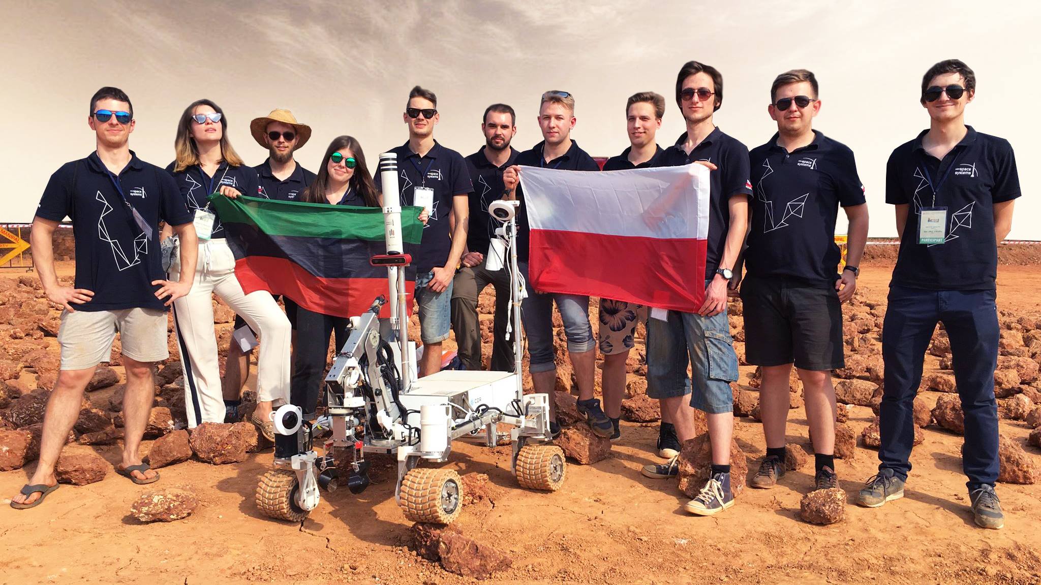 Studenci z Krakowa zajęli drugie miejsce w zawodach łazików marsjańskich w Indiach