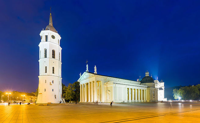 Litwa: "całe Wilno będzie jak jedna wielka kawiarnia", żeby umożliwić konsumpcję z dystansem