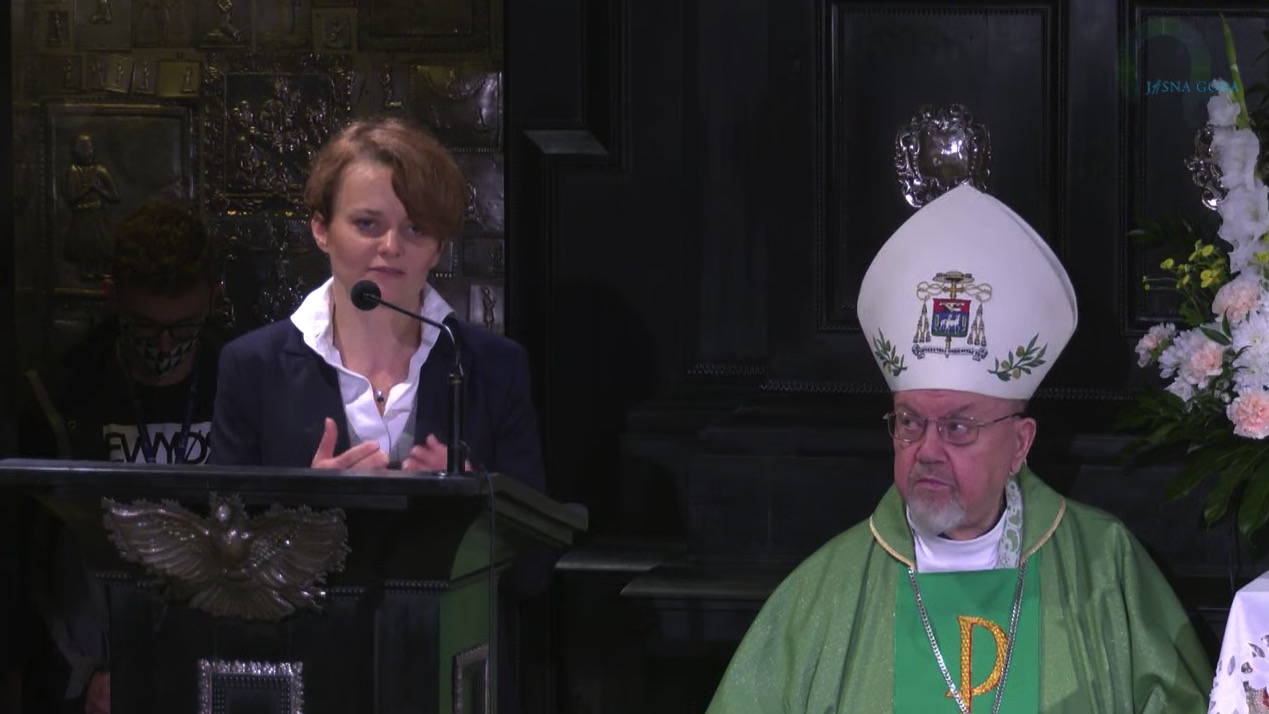 Emilewicz przemawia z ambony na Jasnej Górze