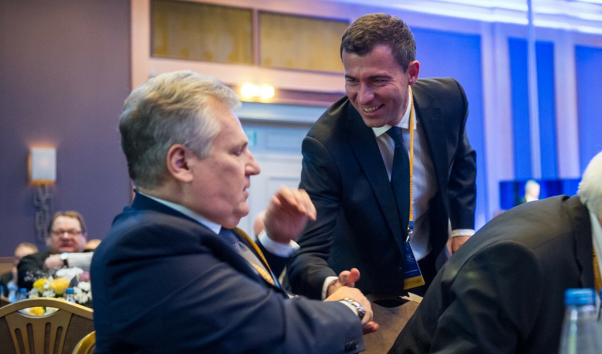 Były szef SLD Wojciech Olejniczak z kolejnymi kłopotami, tym razem miał kręcić w PZU