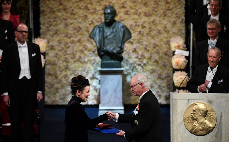 Olga Tokarczuk odebrała nagrodę Nobla