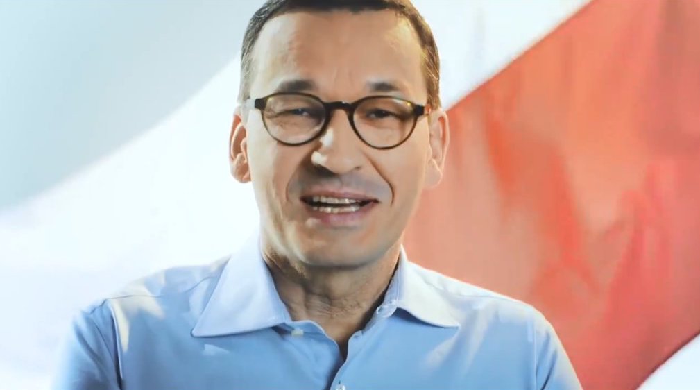 Premier w spocie na Święto Niepodległości: wywieśmy flagi, wspólnie świętujmy