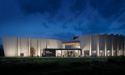 Problemy w raju: ojcu Rydzykowi brakuje 74 mln na budowę muzeum