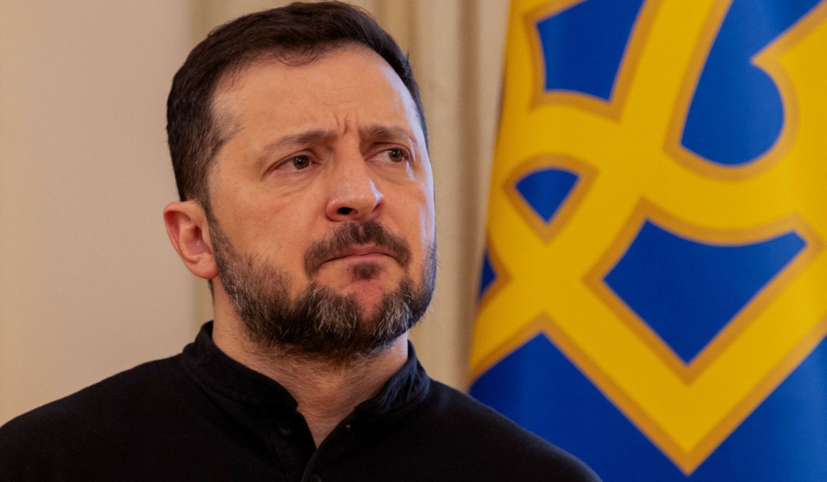 Sondaż: Zełenski ze stratą poparcia, po wojnie przegrałby wybory