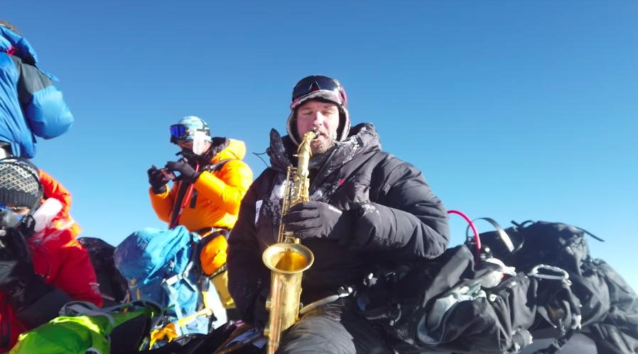 Pierwszy w historii koncert na szczycie Mount Everest