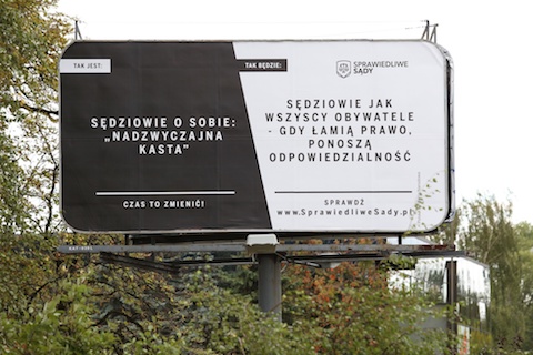 Wydatki Polskiej Fundacji Narodowej: prawie połowa na kampanię atakującą sędziów