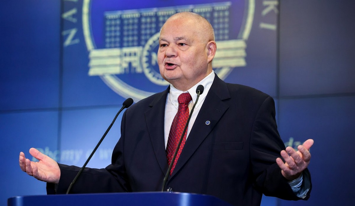 Glapiński wyjaśnia problem ze stopami procentowymi, cenami i energią