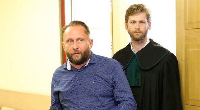 Durczok zeznaje przed sądem, ale nie przyznaje się do stworzenia zagrożenia katastrofy w ruchu lądowym