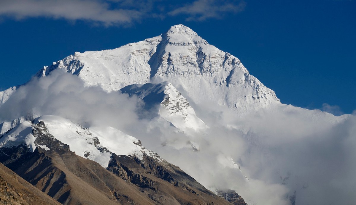 Najwyższa góra na Ziemi jest jeszcze wyższa