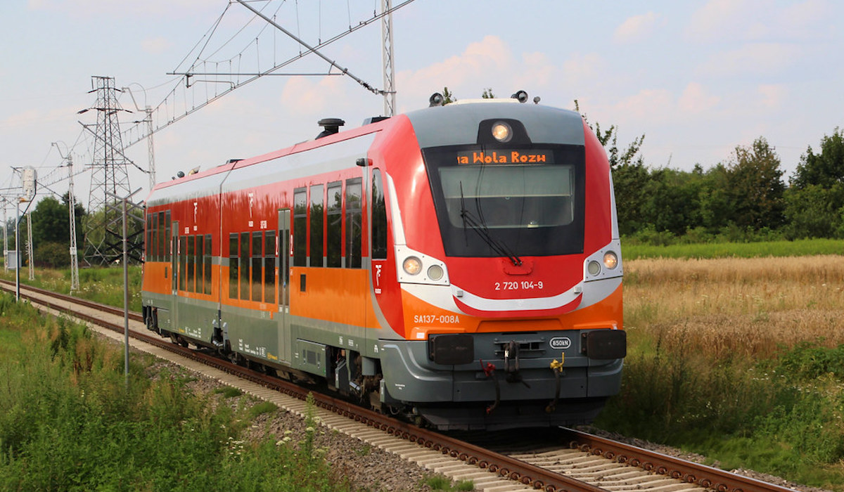 Kolejarze z Polregio chcą 700 zł podwyżki, grożą strajkiem