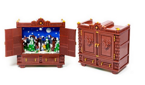 Mieszkaniec Lublina stworzył z klocków Lego szafę z Narnii