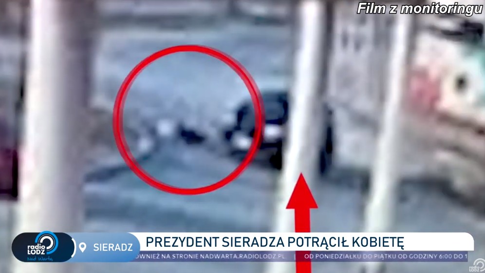Jest nagranie z monitoringu: prezydent Sieradza potrącił kobietę na parkingu i odjechał