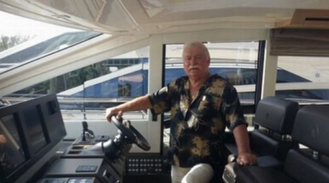 "Pan Wałęsa się rozkręci to może i do Kim Kardashian napisze"